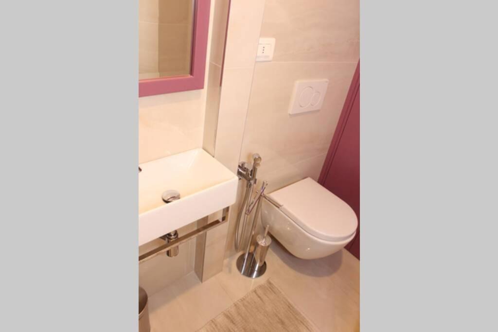 Art Apartment Santa Croce Suite 佛罗伦萨 外观 照片
