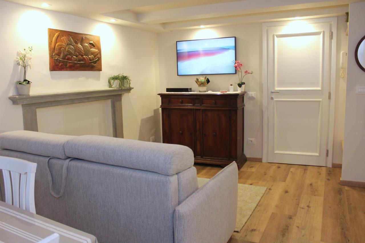 Art Apartment Santa Croce Suite 佛罗伦萨 外观 照片