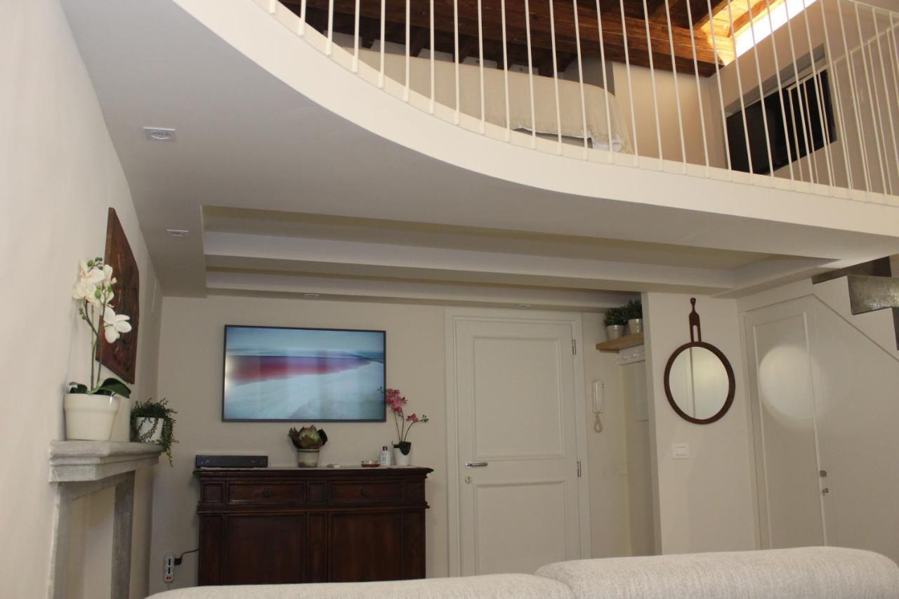 Art Apartment Santa Croce Suite 佛罗伦萨 外观 照片